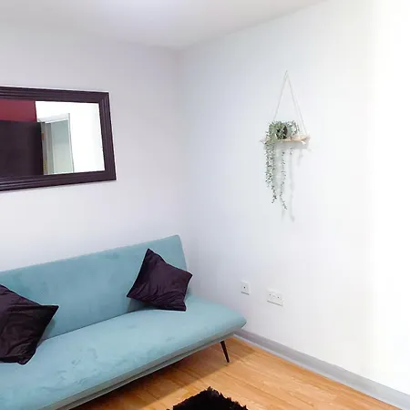 Lovely, Cosy & Central 3 Bed House Near Station Gillingham  Exterior photo